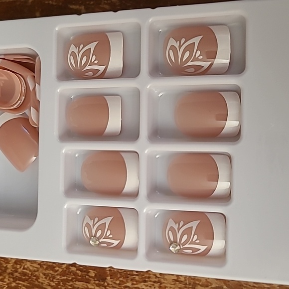 2/$16 Floral & Rhinestone French Manicure Press on Nails - Picture 17 of 17